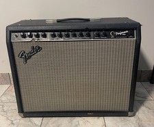 (READ DESCRIPTION) Vintage Fender Performer 1000 Guitar Combo Amp