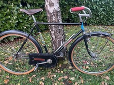 Vélo porteur bike parisien