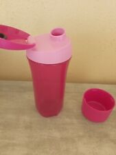 Tupperware gourde on the go bouteille  tupperware 600 ml  fuchsia neuve 