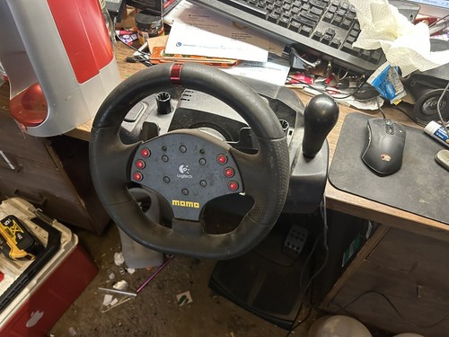 Logitech momo racing - logitech,