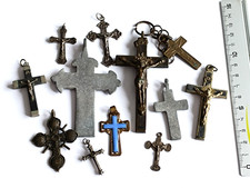 Lot croix anciennes pendentifs