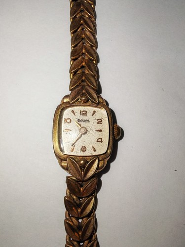 Ancienne petite montre - ancienne, pour
