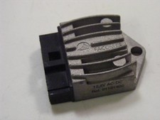 regulateur  YAMAHA  50 OVETTO