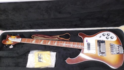 Guitare basse électrique
