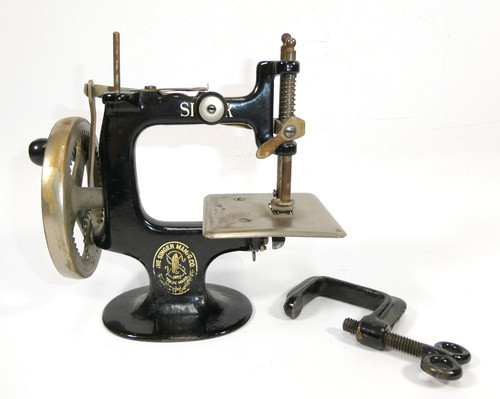 Machine coudre singer - machine,