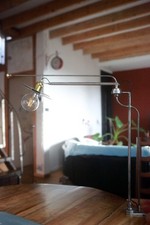 Lampe-bureau-métal-articulée