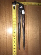 (n°296  OLD TOOL compass 