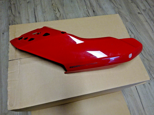 Carenage arriere droit ducati - carenage,