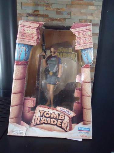 Figurine tomb raider - raider, in