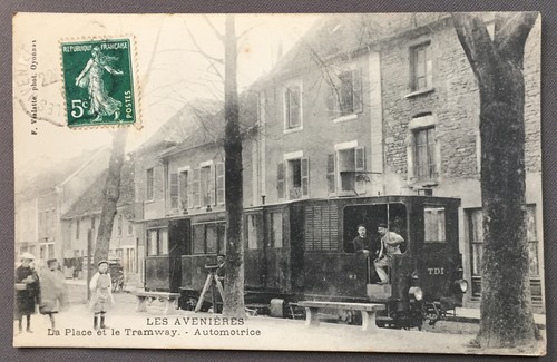 Cpa les avenières la - 38,,