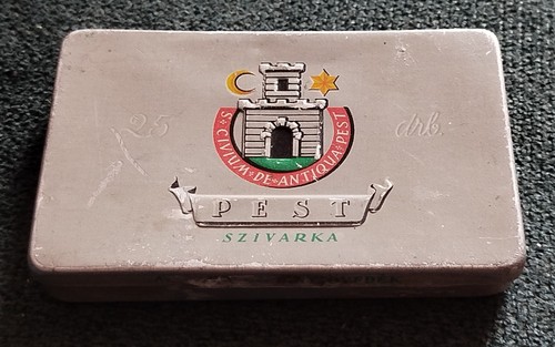 Rare boite tole - ❤️,