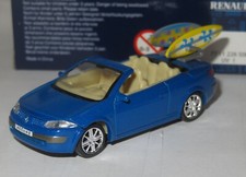 Renault Megane Coupe-Cabriolet - Surf - UH x Renault Toys - 3 inches scale