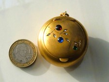 BELLE BOITE A PILULES /