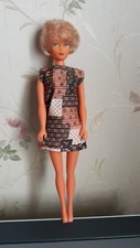 POUPEE MANNEQUIN  VINTAGE DEE 27 CM HABILLEE D'ORIGINE
