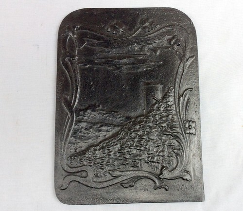 Plaque fonte bas - en, relief