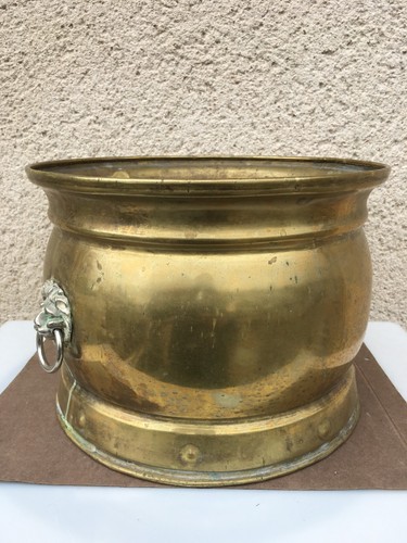 Ancien cache pot - en, laiton