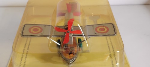 Avion miniature hélice - à,
