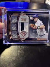 2017 Topps  Primary Pieces