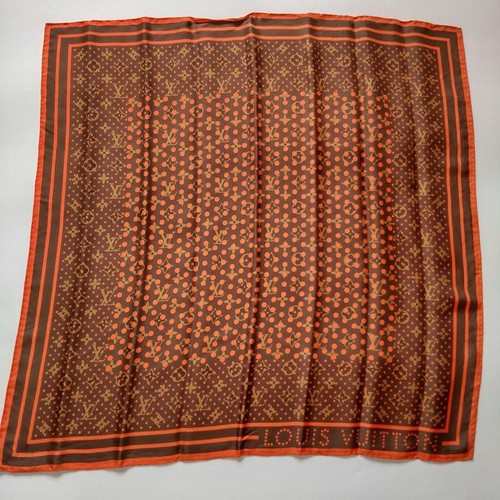 Foulard louis vuitton soie - foulard,