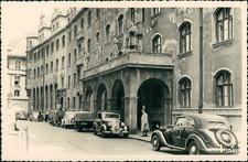 Germany, Munich, Old House, 1952, Vintage silver print Vintage silver pr