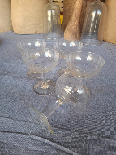 Lot coupes à - de,
