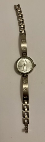 Snoopy peanuts clock montre
