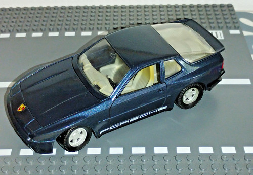 Porsche 944 turbo 25è - 944,