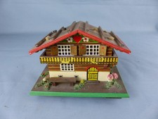 VINTAGE CHALET boite a musique