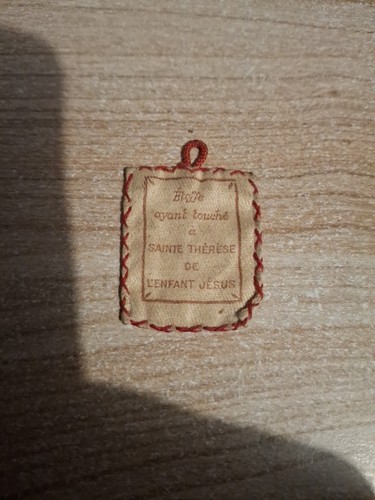 Reliquaire etoffe sainte - reliquaire,