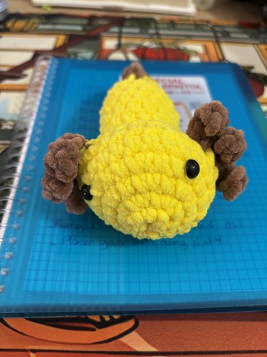 Peluche axolotl jaune - axolotl,