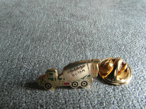 Rare pins pin ebange - pin's, beton