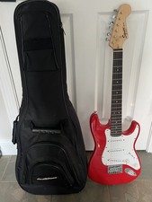 Fender Squier Mini Strat Stratocaster Electric Guitar Red 3/4 Size CASE INCLUDED