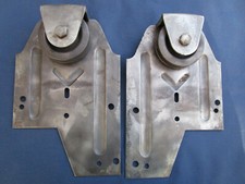 2 grosses roulettes métal ancienne portail bois coulissant