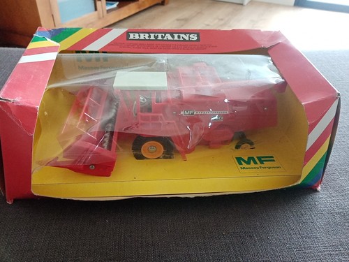 Britains 9570 massey - britains, mf