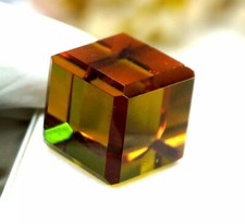 Pierre précieuse en vrac en