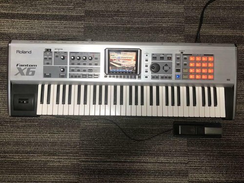 Roland fantom - roland, x6