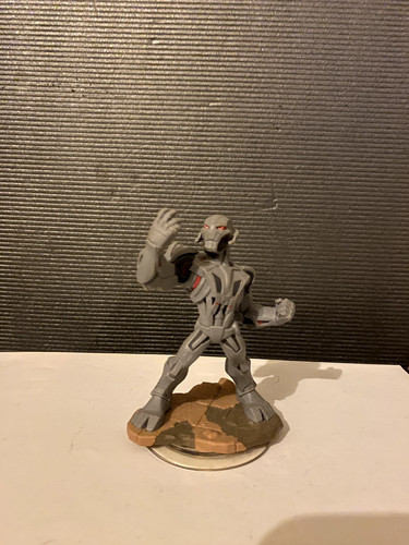 Figurine ultron disney - figurine,