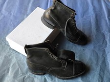 brodequins cadre cuir noir France 1940 non portés TBE semelle lisse de 29x10.5cm