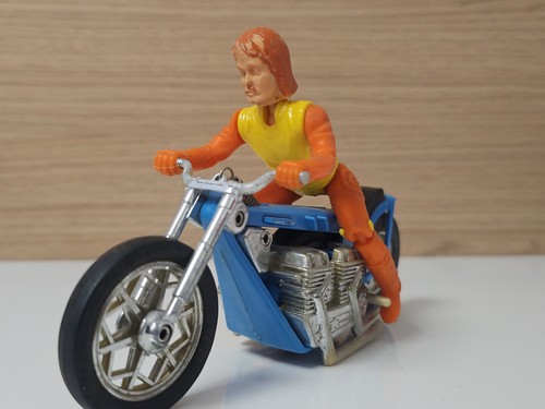 Moto cascadeuse rétro les - rétro,
