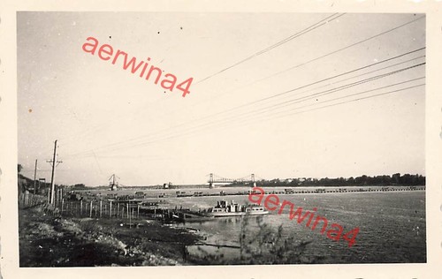 Embarcadère sur pont de - sur, le