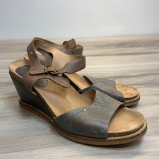 Women’s Kickers (French Made) Genuine Leather Brown Wedge Sandals Size 39 (9)