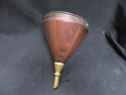 Entonnoir ancien cuivre - entonnoir, et