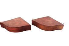 Paire d'étagères d'angle en