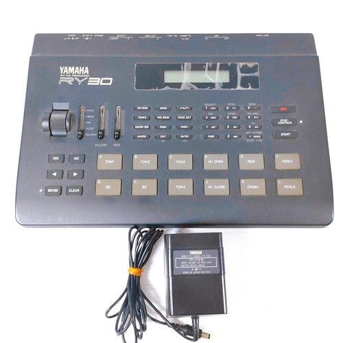 Yamaha ry30 rhythm programmer - yamaha,