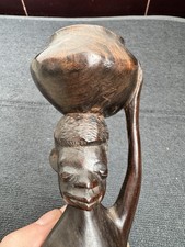 Sculpture femme et enfant en
