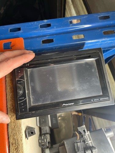 Pioneer car stereo avh - car,