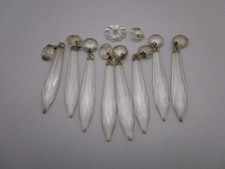 Lot de pampilles en cristal anciennes