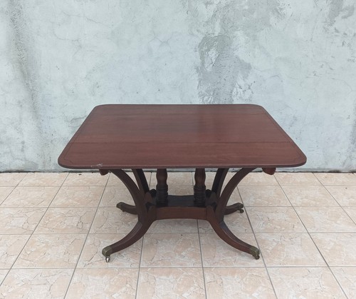 Table volets style - à, anglais