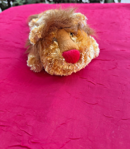 Peluche lion dan dee - lion,