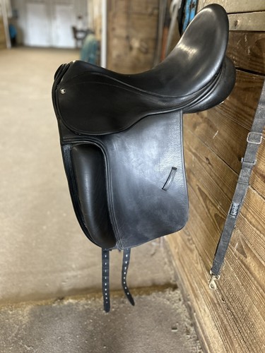 County fusion dressage - dressage, saddle